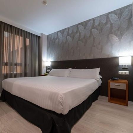 Hotel Plaza Las Matas Las Rozas de Madrid Ngoại thất bức ảnh