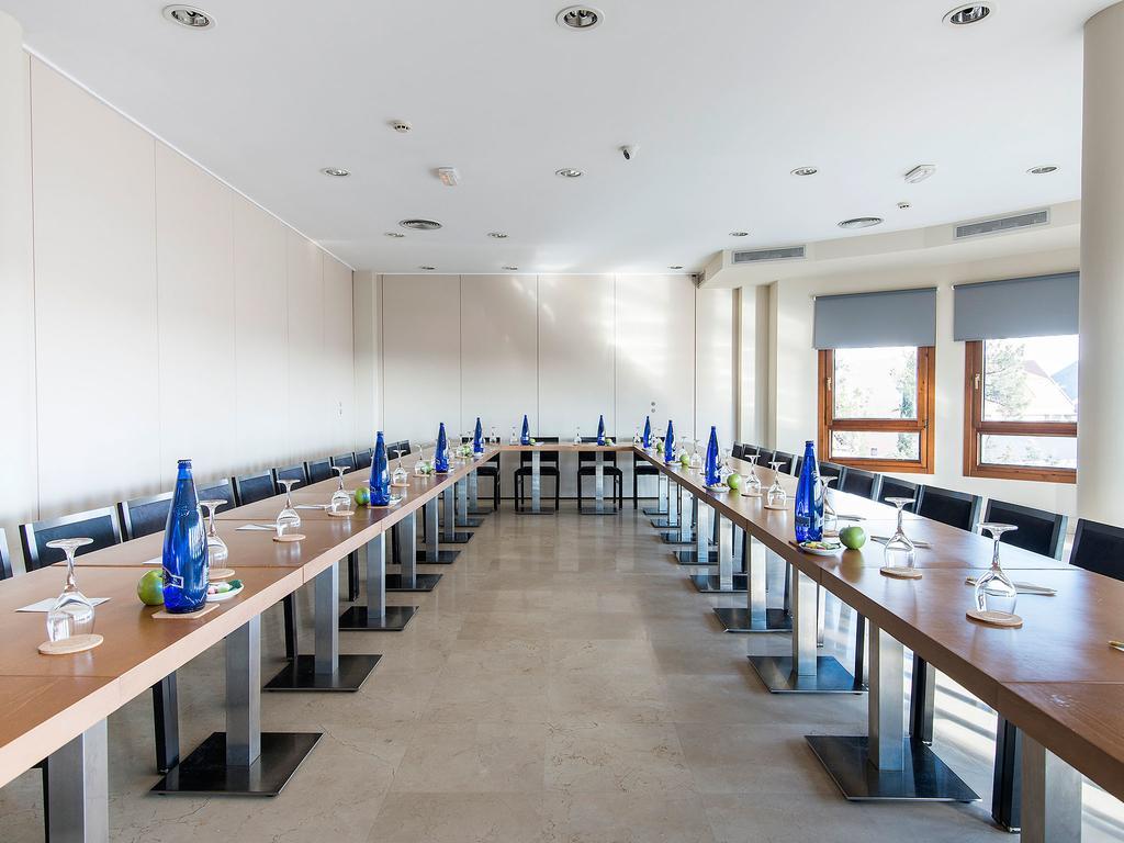 Hotel Plaza Las Matas Las Rozas de Madrid Ngoại thất bức ảnh