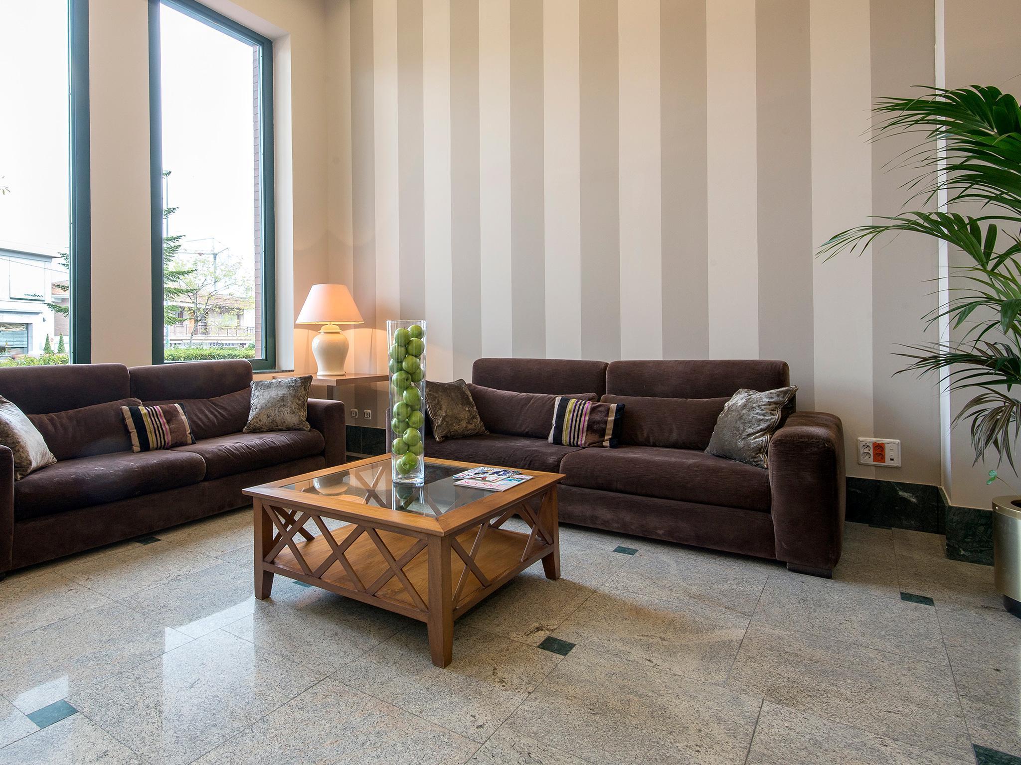 Hotel Plaza Las Matas Las Rozas de Madrid Ngoại thất bức ảnh