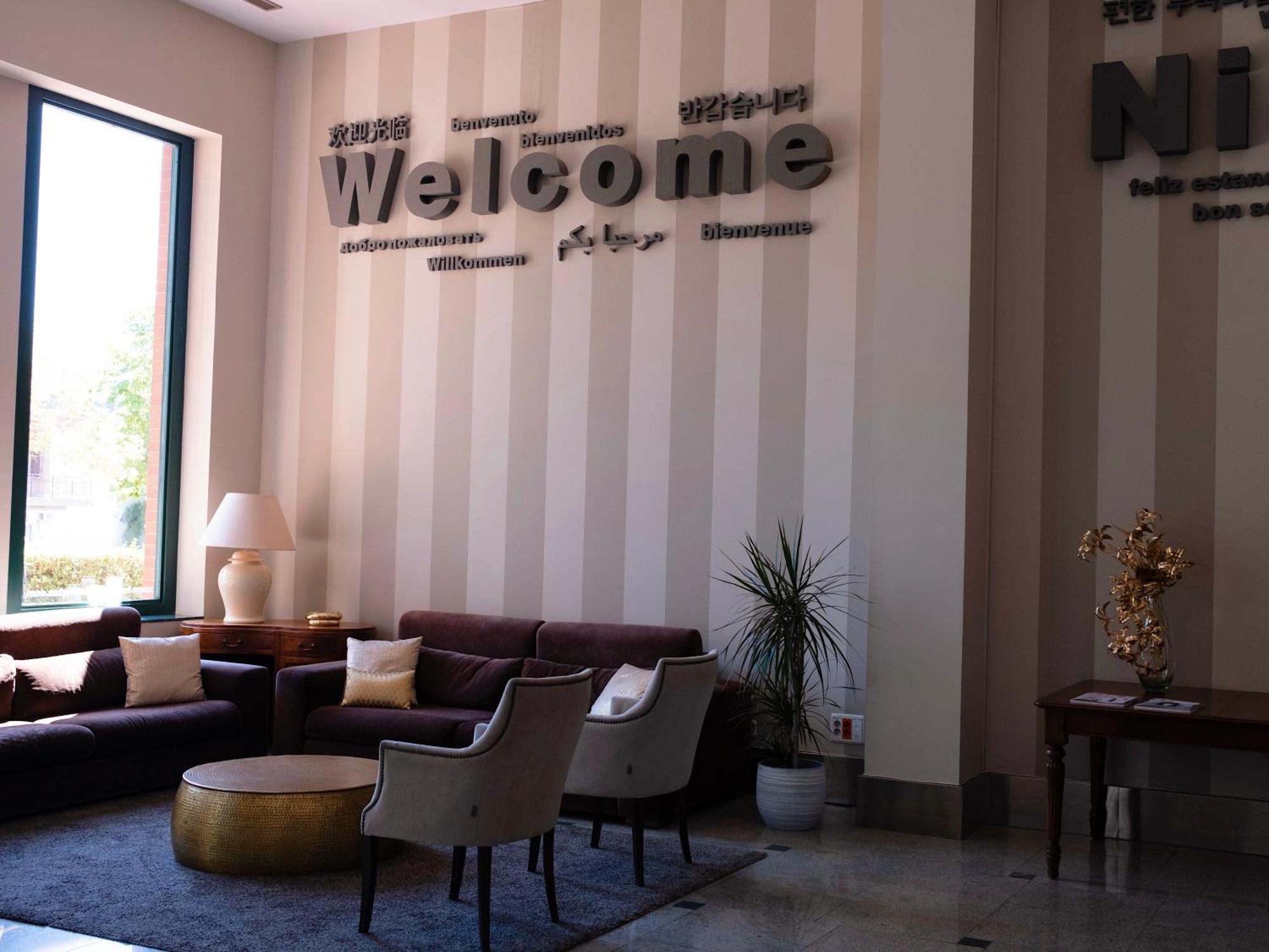 Hotel Plaza Las Matas Las Rozas de Madrid Ngoại thất bức ảnh