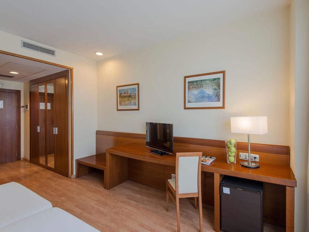 Hotel Plaza Las Matas Las Rozas de Madrid Ngoại thất bức ảnh